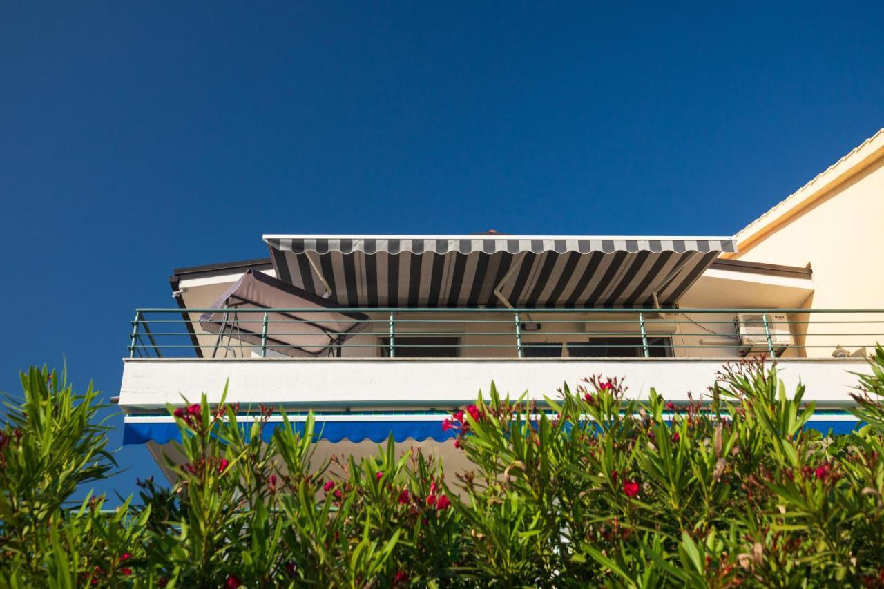 Amarela With Seaview Apartamento *